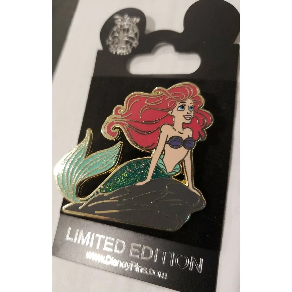 Disney Pin Little Mermaid Princess Ariel on the Rocks Shanghai SDR LE 500 00001‎